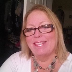 Meet your Posher, Carla